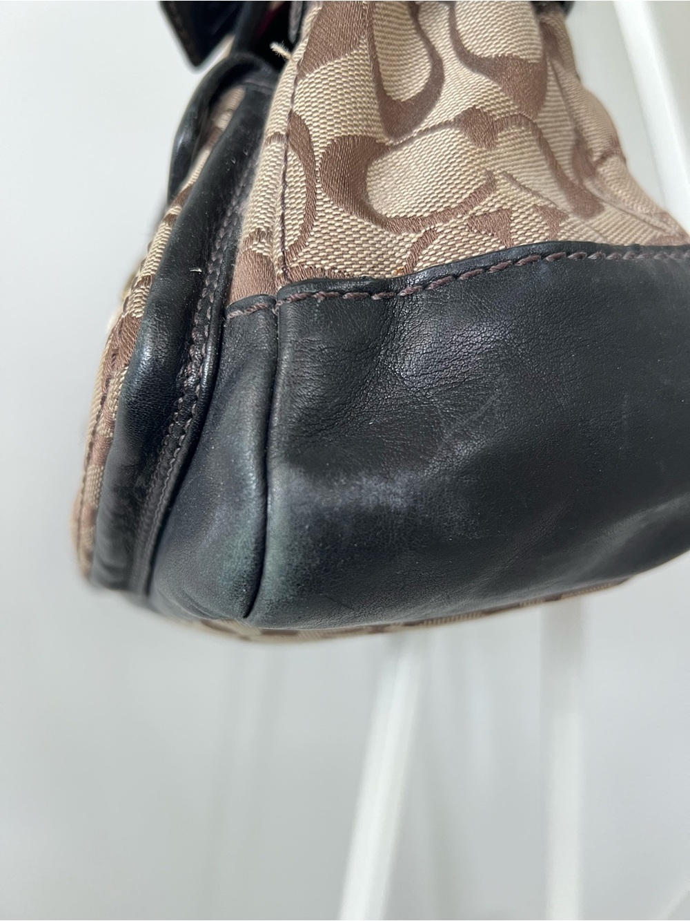Coach Legacy Leigh Signature Canvas and Black Leather Shoulder Bag - Picture 12 of 16